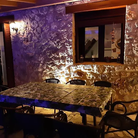 Dioni Sivota
